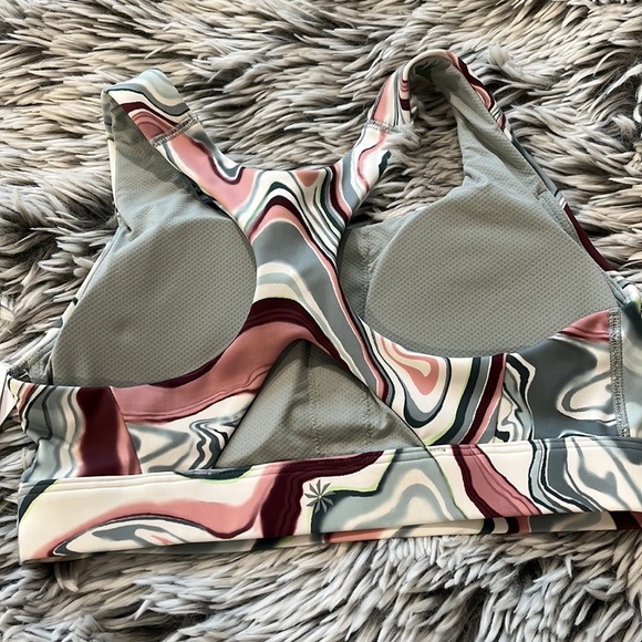 Athleta Ultimate Printed Sports Bra D-DD Marble Multi Womens XS NWT - Picture 7 of 8